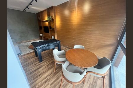 Apartamento à venda com 64m², 2 quartos e 1 vagaÁrea comum