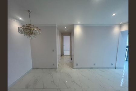 Apartamento à venda com 64m², 2 quartos e 1 vagaCorredor