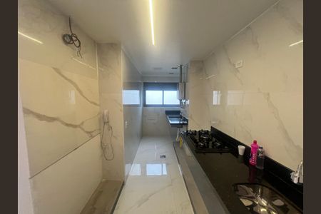 Apartamento à venda com 64m², 2 quartos e 1 vagaCozinha