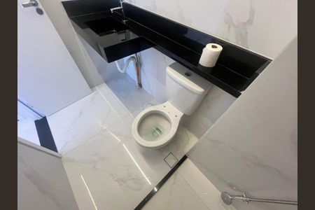 Apartamento à venda com 64m², 2 quartos e 1 vagaBanheiro da Suíte