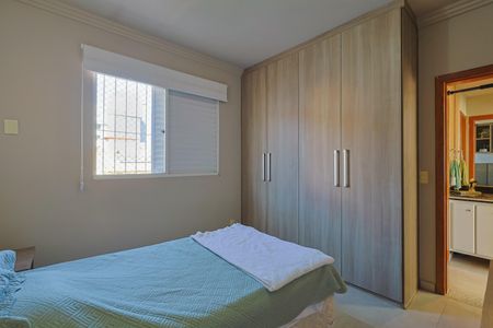 Casa à venda com 231m², 4 quartos e 4 vagasQuarto 2