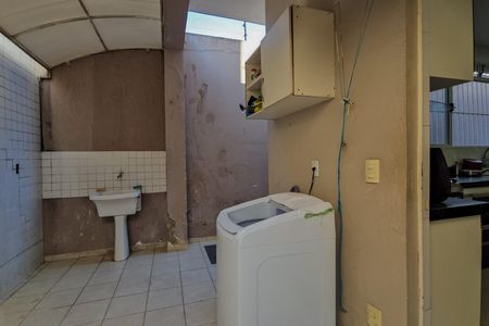 Casa à venda com 231m², 4 quartos e 4 vagasÁrea de Serviço