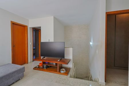Casa à venda com 231m², 4 quartos e 4 vagasSala 2