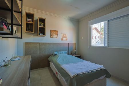 Casa à venda com 231m², 4 quartos e 4 vagasQuarto 2