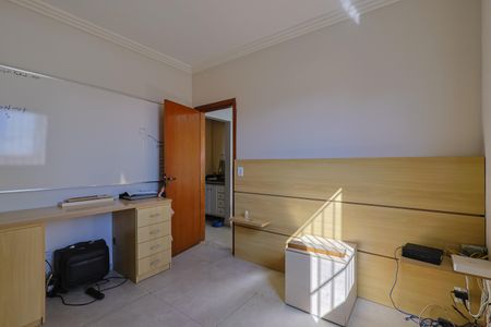 Casa à venda com 231m², 4 quartos e 4 vagasQuarto 1