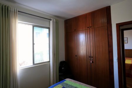 Apartamento para alugar com 146m², 3 quartos e 2 vagas Apartamento para alugar com 146m², 3 quartos e 2 vagasQuarto