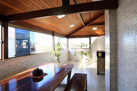 Apartamento para alugar com 146m², 3 quartos e 2 vagas Apartamento para alugar com 146m², 3 quartos e 2 vagasCobertura