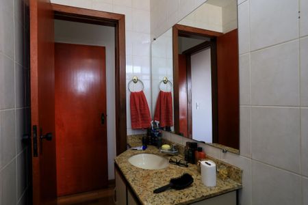 Apartamento para alugar com 146m², 3 quartos e 2 vagas Apartamento para alugar com 146m², 3 quartos e 2 vagasBanheiro