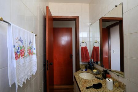 Apartamento para alugar com 146m², 3 quartos e 2 vagas Apartamento para alugar com 146m², 3 quartos e 2 vagasBanheiro