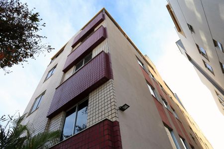 Apartamento para alugar com 146m², 3 quartos e 2 vagas Apartamento para alugar com 146m², 3 quartos e 2 vagasFachada