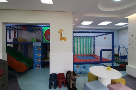 Apartamento à venda com 61m², 2 quartos e 1 vagaÁrea comum