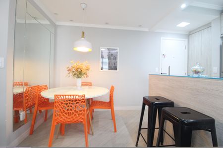 Sala de apartamento à venda com 2 quartos, 61m² em Vila Isa, São Paulo