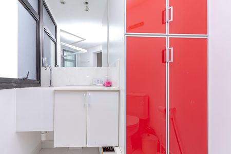 Apartamento para alugar com 70m², 1 quarto e 1 vaga Apartamento para alugar com 70m², 1 quarto e 1 vagaBanheiro da Suíte