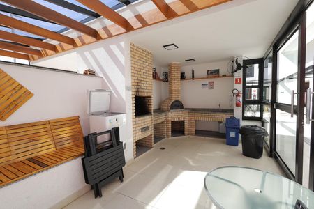 Apartamento à venda com 45m², 2 quartos e 1 vagaÁrea comum - Churrasqueira