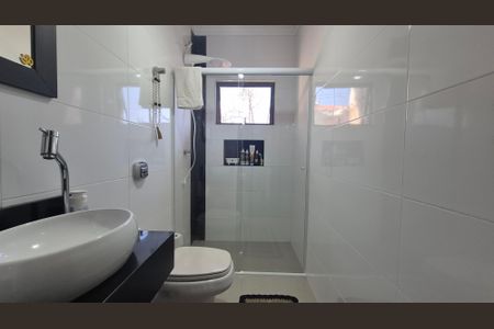 Apartamento à venda com 69m², 2 quartos e 1 vaga Apartamento à venda com 69m², 2 quartos e 1 vagaBanheiro
