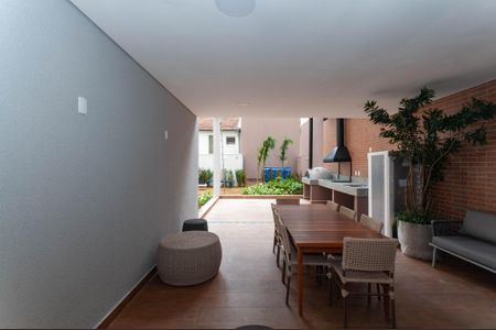 Apartamento à venda com 40m², 1 quarto e sem vagaÁrea comum - Churrasqueira