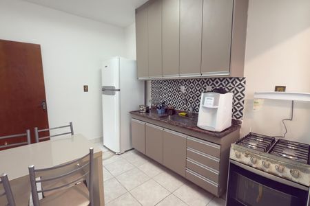 Apartamento para alugar com 80m², 2 quartos e 1 vagaCozinha