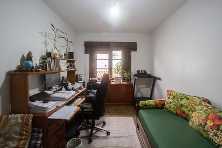 Casa de condomínio à venda com 258m², 3 quartos e 3 vagas Casa de condomínio à venda com 258m², 3 quartos e 3 vagasQuarto 1