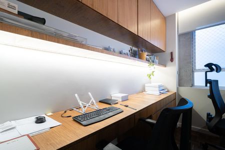 Apartamento à venda com 127m², 3 quartos e 1 vagaEscritório