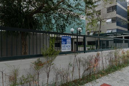 Apartamento à venda com 127m², 3 quartos e 1 vagaPlaca instalada