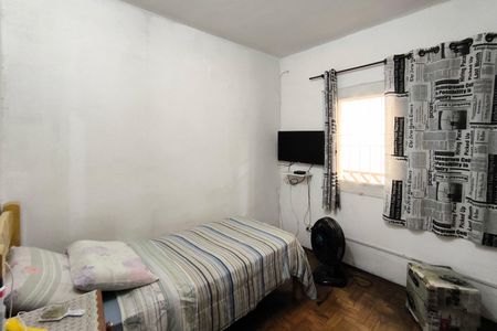 Casa à venda com 172m², 4 quartos e 3 vagas Casa à venda com 172m², 4 quartos e 3 vagasQuarto 2