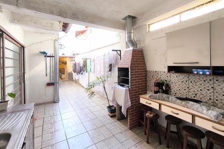 Casa à venda com 172m², 4 quartos e 3 vagas Casa à venda com 172m², 4 quartos e 3 vagasÁrea comum