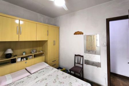 Casa à venda com 172m², 4 quartos e 3 vagas Casa à venda com 172m², 4 quartos e 3 vagasQuarto 3