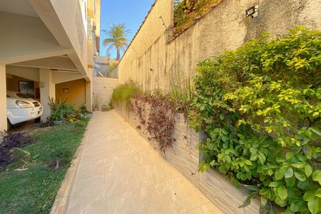 Apartamento à venda com 97m², 3 quartos e 1 vaga Apartamento à venda com 97m², 3 quartos e 1 vagaEntrada