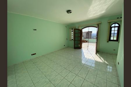 Casa à venda com 267m², 4 quartos e 3 vagas Casa à venda com 267m², 4 quartos e 3 vagasFoto 20