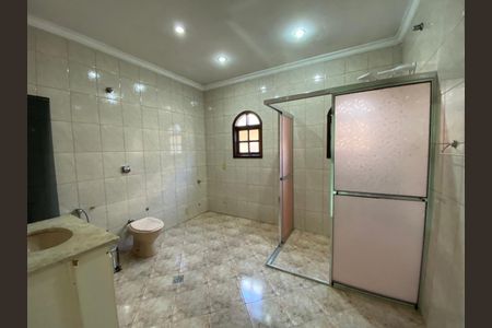 Casa à venda com 267m², 4 quartos e 3 vagas Casa à venda com 267m², 4 quartos e 3 vagasFoto 32