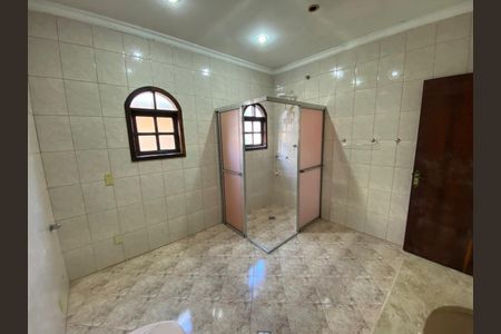 Casa à venda com 267m², 4 quartos e 3 vagas Casa à venda com 267m², 4 quartos e 3 vagasFoto 35