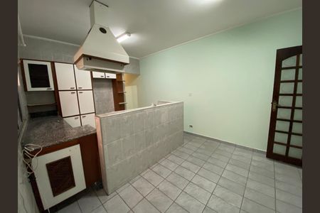 Casa à venda com 267m², 4 quartos e 3 vagas Casa à venda com 267m², 4 quartos e 3 vagasFoto 05