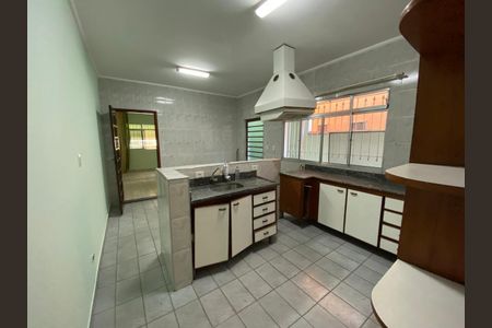 Casa à venda com 267m², 4 quartos e 3 vagas Casa à venda com 267m², 4 quartos e 3 vagasFoto 07