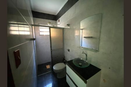 Casa à venda com 267m², 4 quartos e 3 vagas Casa à venda com 267m², 4 quartos e 3 vagasFoto 13