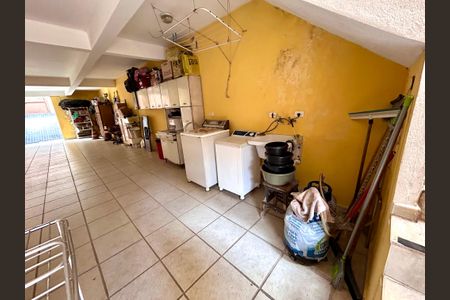 Casa à venda com 222m², 3 quartos e 5 vagasÁrea de Serviço