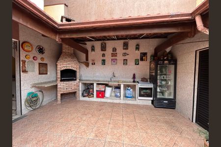 Casa à venda com 222m², 3 quartos e 5 vagasÁrea comum