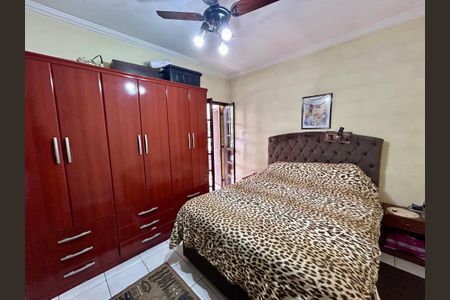 Casa à venda com 222m², 3 quartos e 5 vagasSuíte