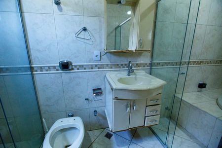 Casa à venda com 360m², 4 quartos e 5 vagasBanheiro da Suíte 3