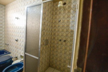 Casa à venda com 360m², 4 quartos e 5 vagasBanheiro 1