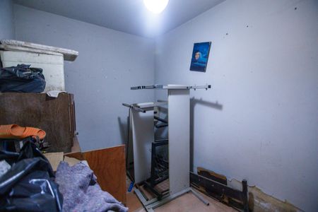 Casa à venda com 360m², 4 quartos e 5 vagasQuarto de Serviço