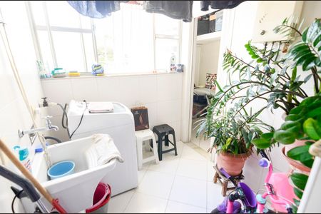 Apartamento à venda com 95m², 3 quartos e 1 vagaÁrea de Serviço