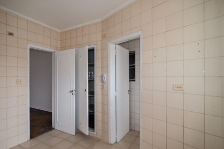 Apartamento para alugar com 150m², 3 quartos e sem vaga