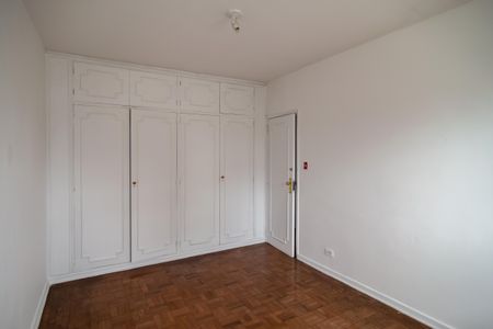 Apartamento para alugar com 150m², 3 quartos e sem vaga