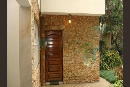 Casa à venda com 3 quartos, 180m² em Sumaré, São Paulo