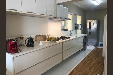 Apartamento à venda com 209m², 3 quartos e 3 vagas