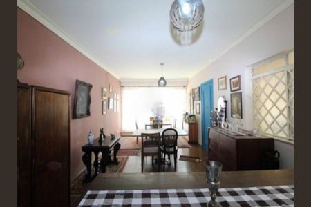 Casa à venda com 3 quartos, 300m² em Mirandópolis, São Paulo