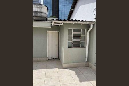 Casa à venda com 165m², 3 quartos e 2 vagasÁrea de Serviço