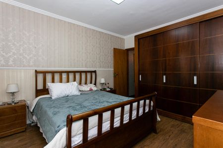 Casa à venda com 140m², 3 quartos e 2 vagasSuíte 2