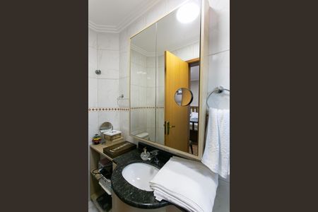 Casa à venda com 140m², 3 quartos e 2 vagasBanheiro da Suíte 2