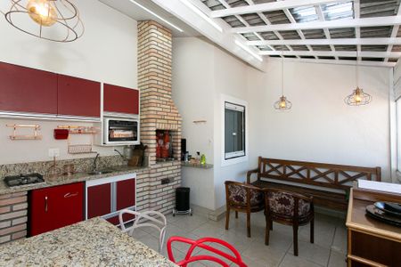 Casa à venda com 140m², 3 quartos e 2 vagasEspaço Gourmet